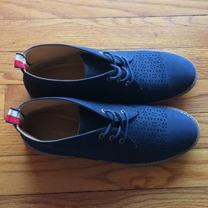 Tommy Hilfiger booties